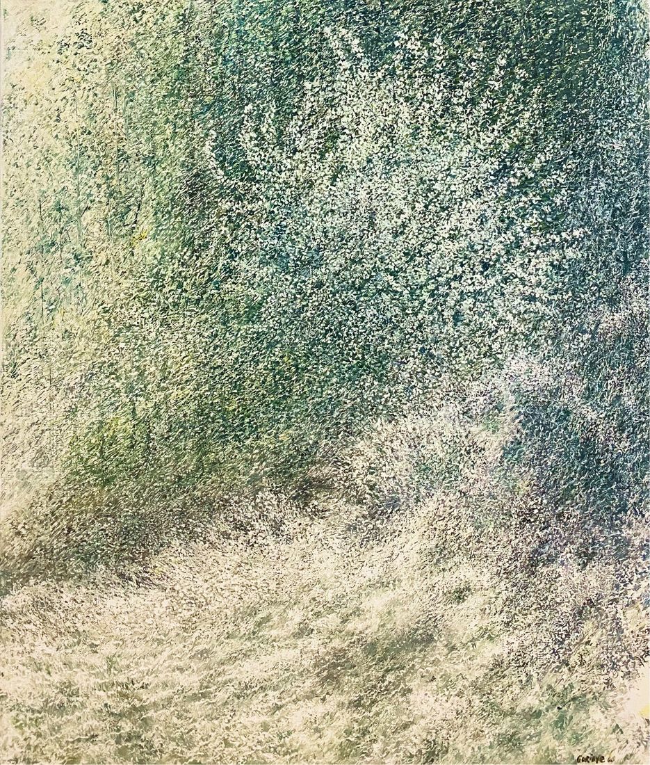 Oljemaleri av et grønt felt med hvit blomstring i midten
